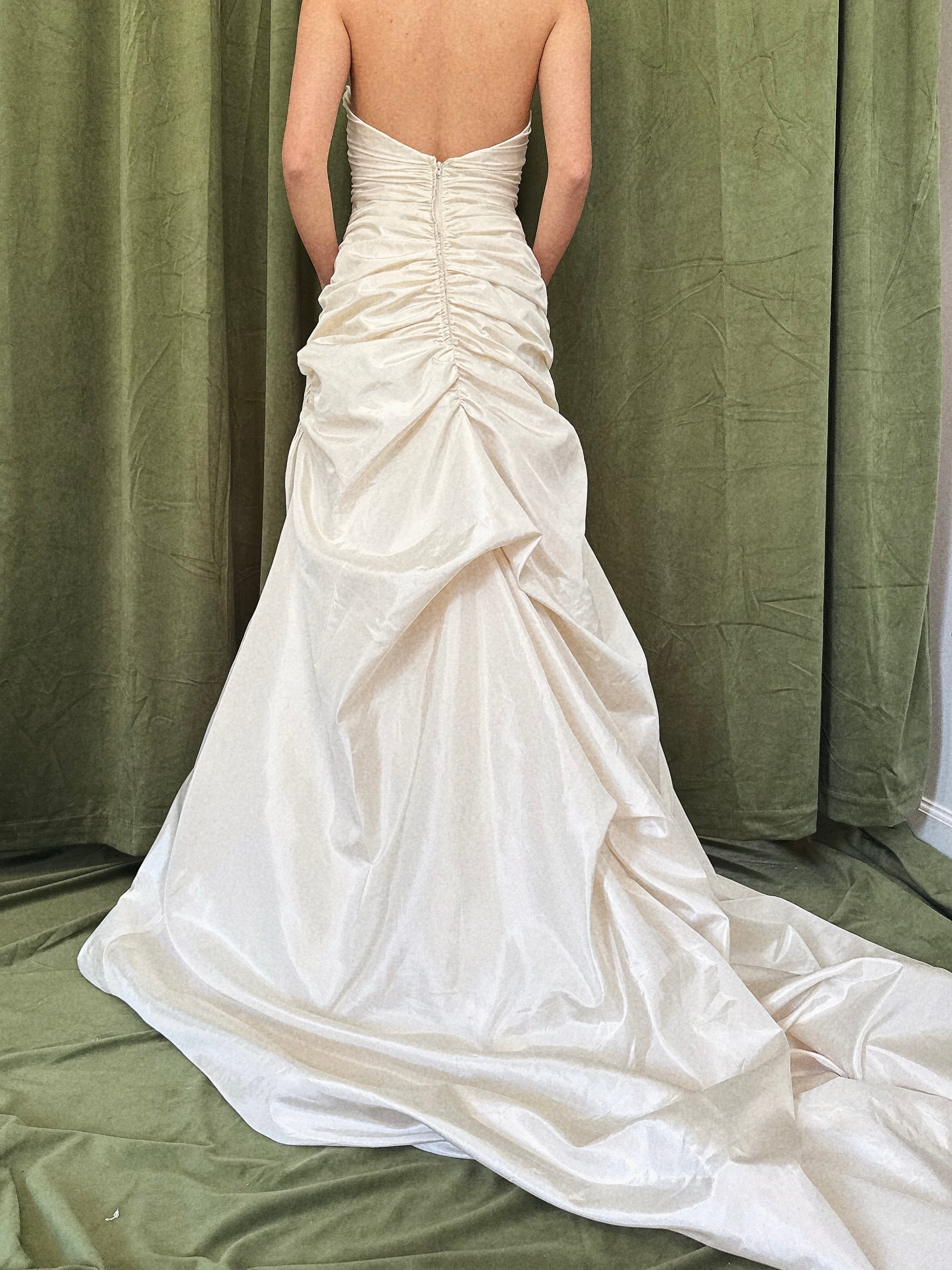 Vintage Tafetta Strapless Gown - L/10