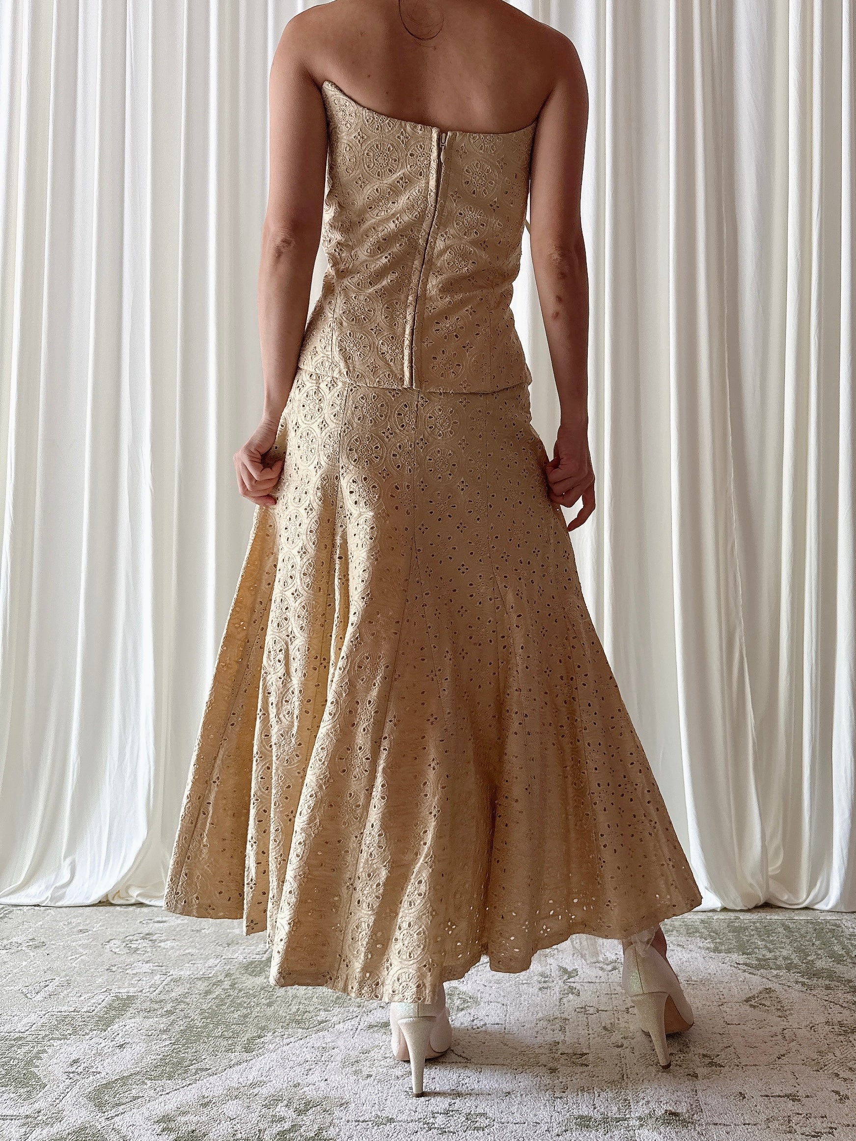 Vintage Paule Vasseur Light Gold Embroidered 4 Piece Set - Size 46