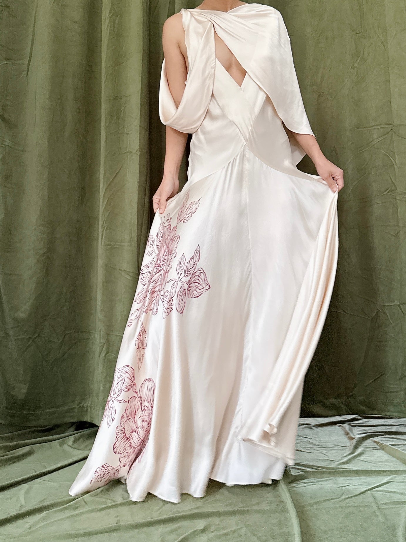 Vintage Ecru Painted Peony Silk Gown - M